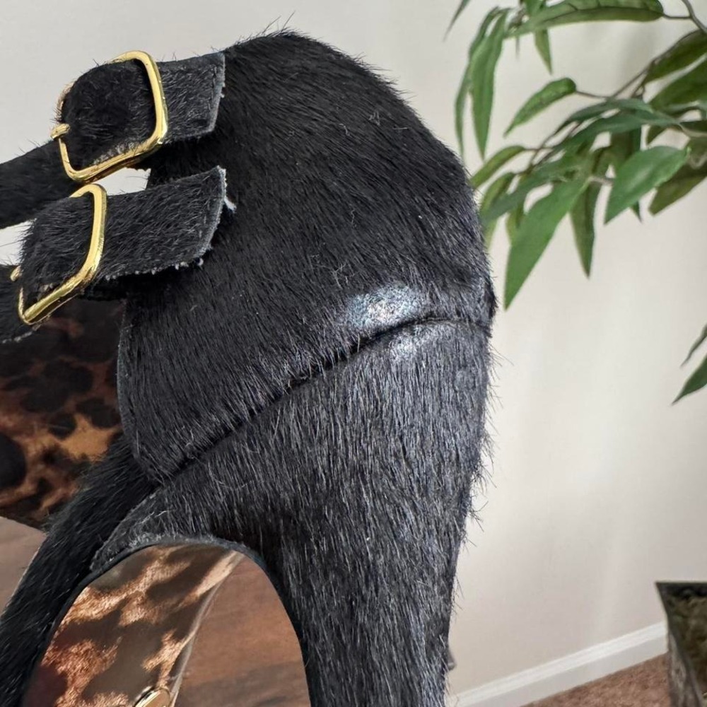 Betsey Johnson Black Real Fur Platform Heel Size 8.5 - Picture 5 of 8